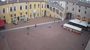 Ferrare - Piazza del Municipio