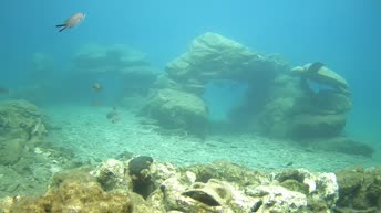 Caméra sous-marine à Karavostasi - Crète