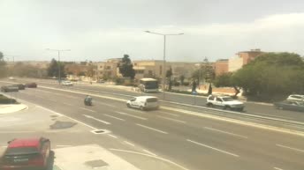 Attard, Mdina Road desde Citroen Showroom