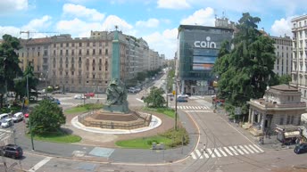 Mediolan - Piazza Cinque Giornate