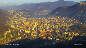 Horizonte del lago de Como